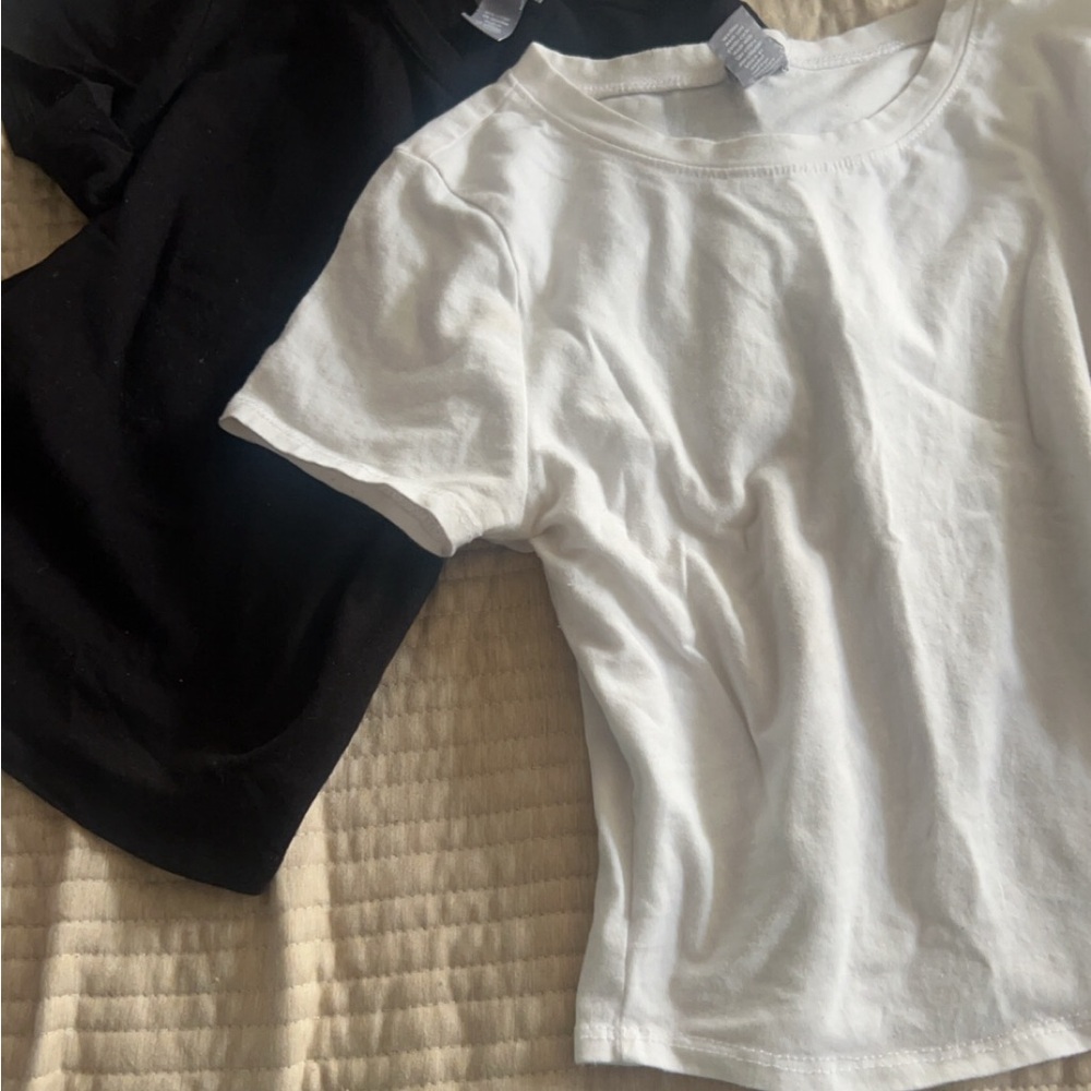Tilly's Black & White Short Sleeve Tees